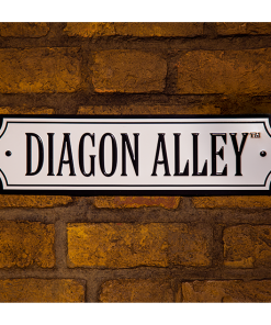 Warner Bros Diagon Alley Tin Street Sign