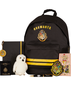 Warner Bros Best Sellers Hogwarts Essentials Backpack Set