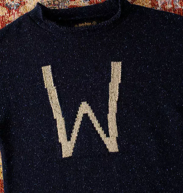 Warner Bros 'W' Weasley Knitted Jumper 5 Warner Bros 'W' Weasley Knitted Jumper